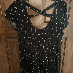 TORRID sz 0 black arrow skater dress cross back